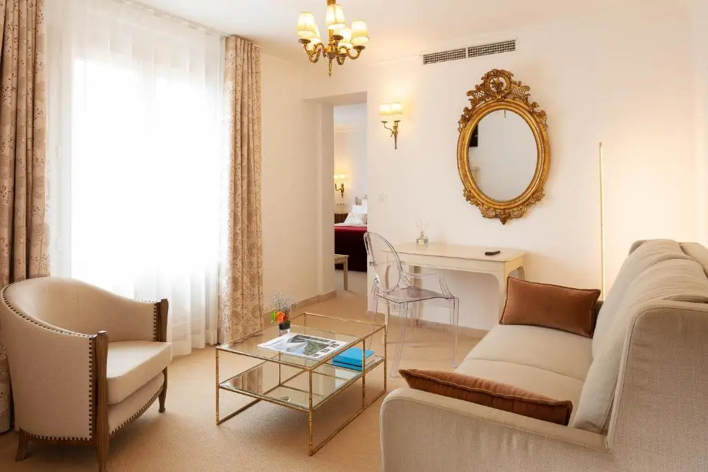 guest_rooms