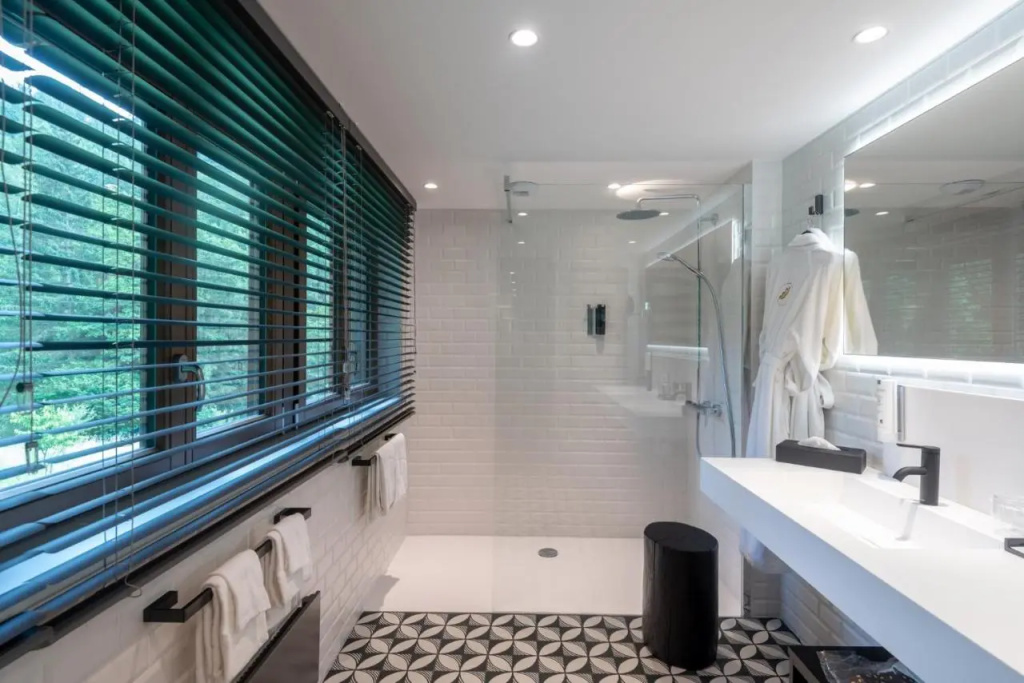 guest_rooms