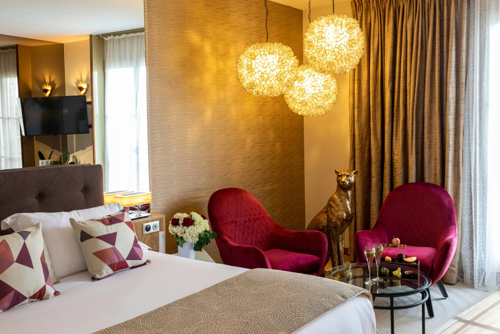 guest_rooms