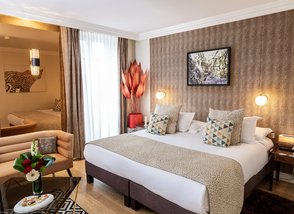 guest_rooms