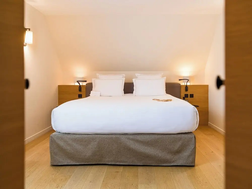 guest_rooms