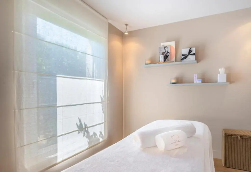 guest_rooms