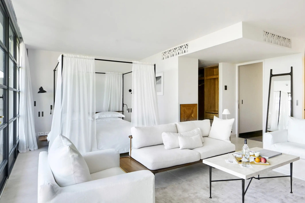 guest_rooms