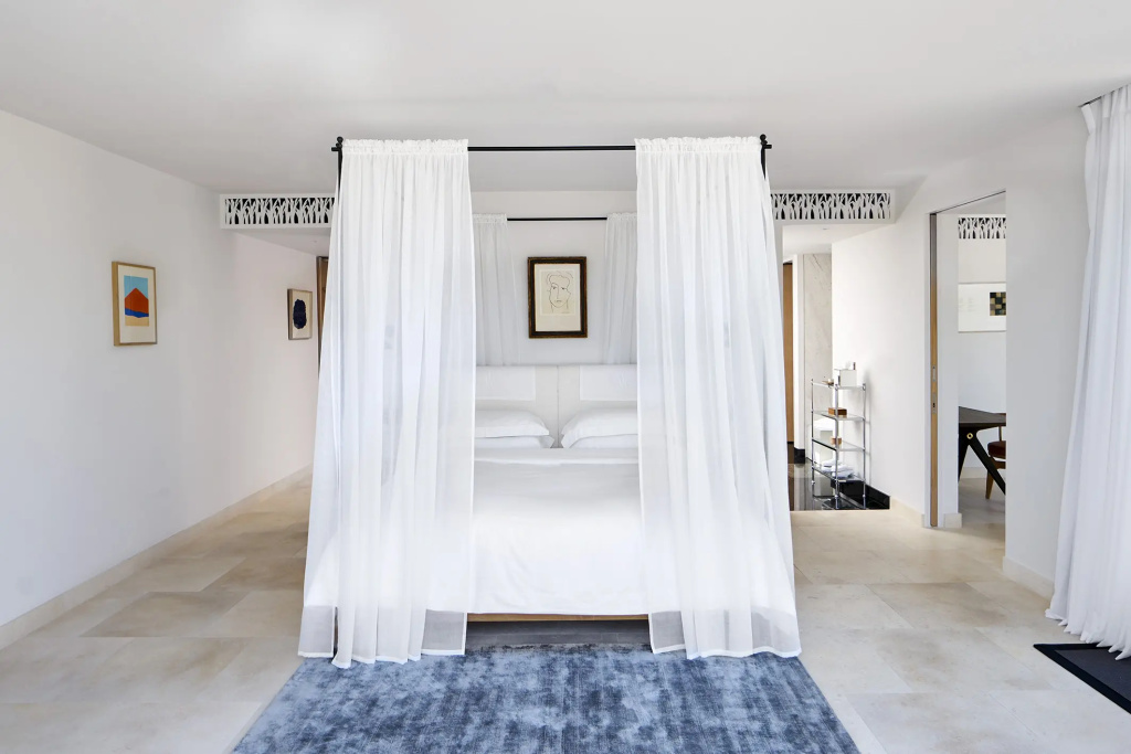 guest_rooms