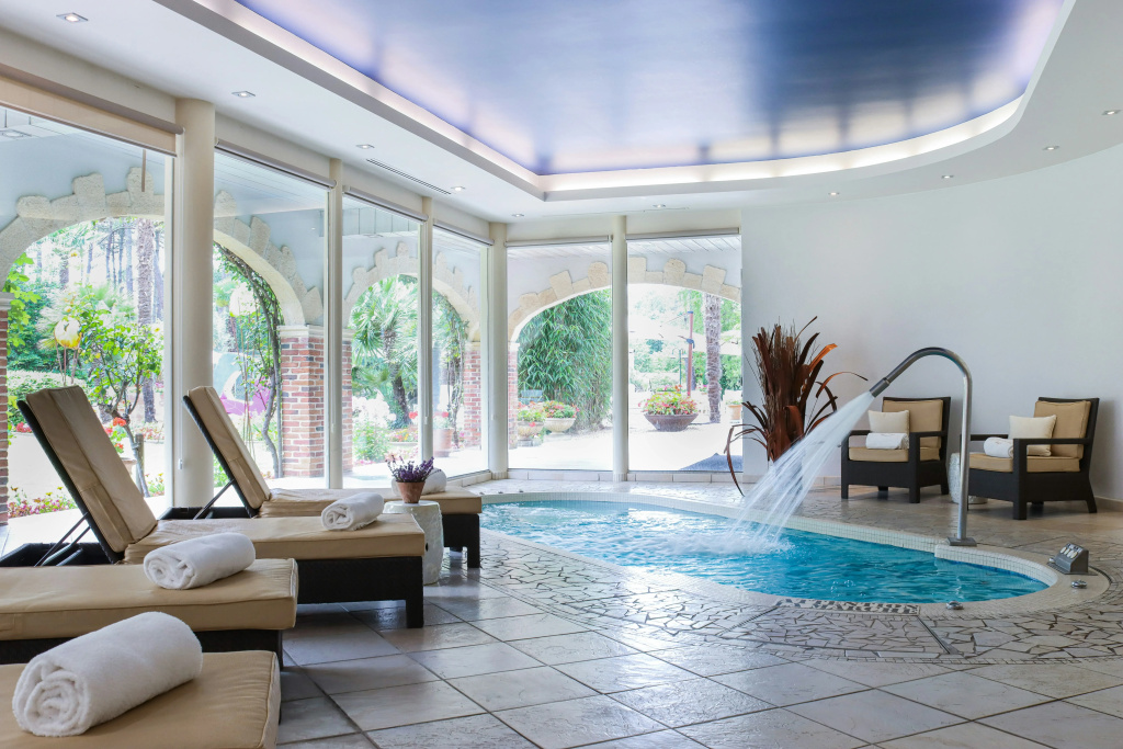 pool