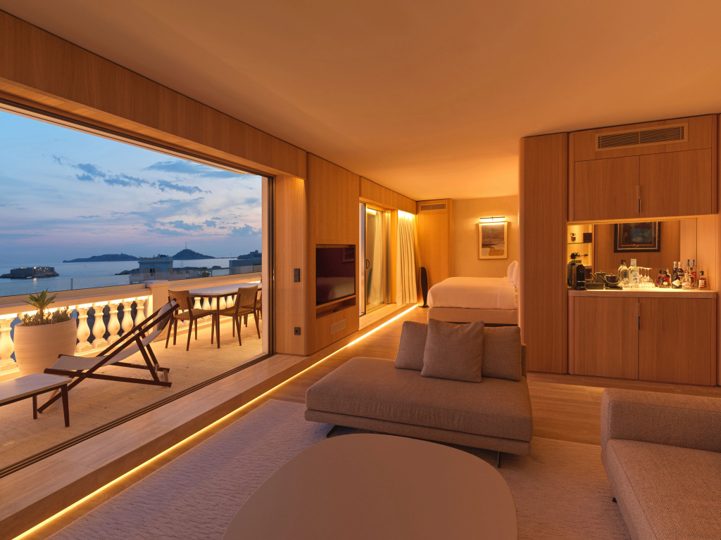 guest_rooms