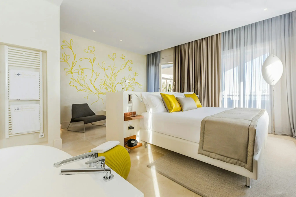 guest_rooms