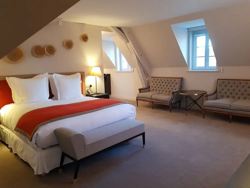 guest_rooms