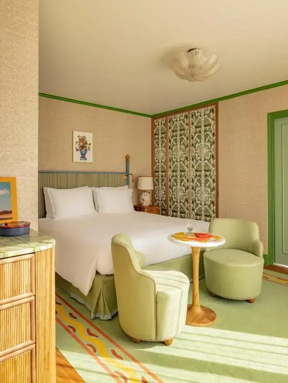 guest_rooms