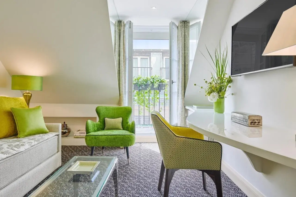 hotel_rooms
