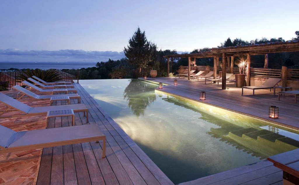 pool
