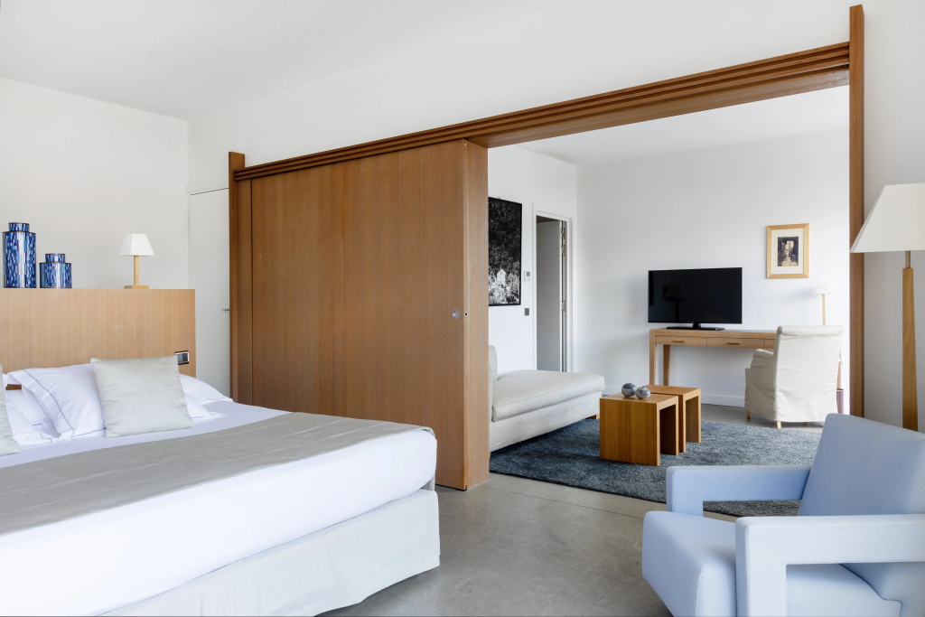 guest_rooms