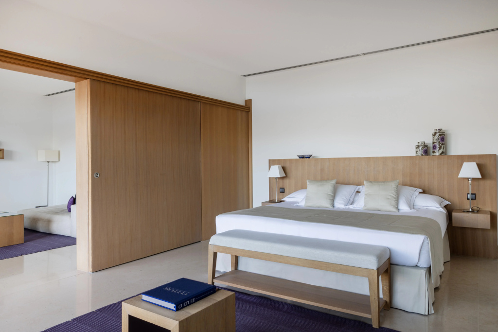 guest_rooms