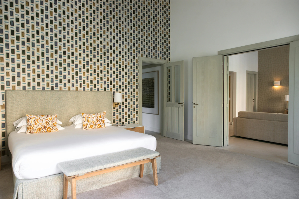 guest_rooms