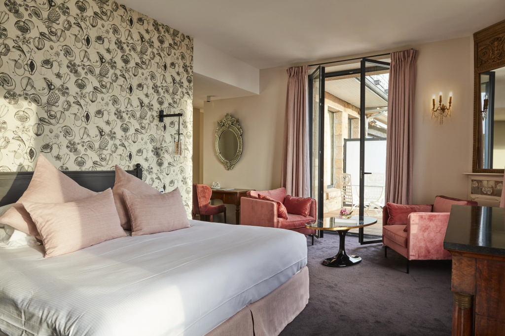 guest_rooms