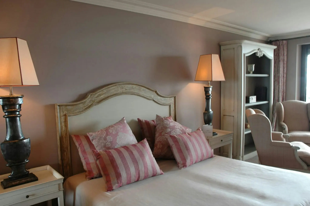 guest_rooms