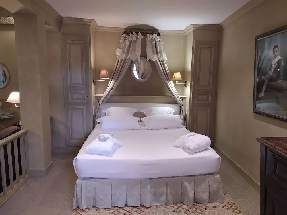 guest_rooms