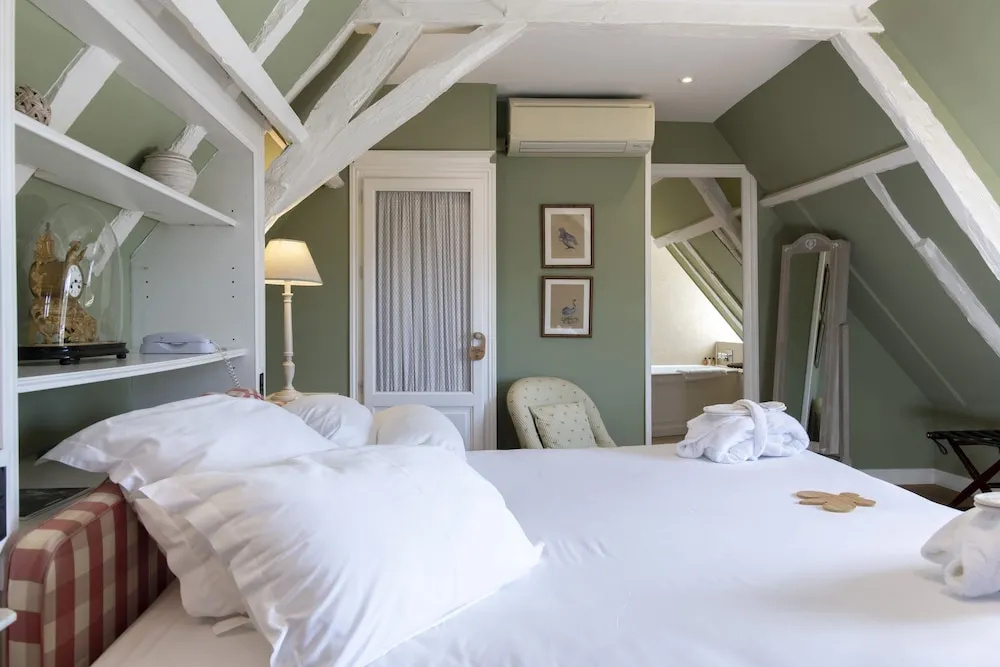 guest_rooms