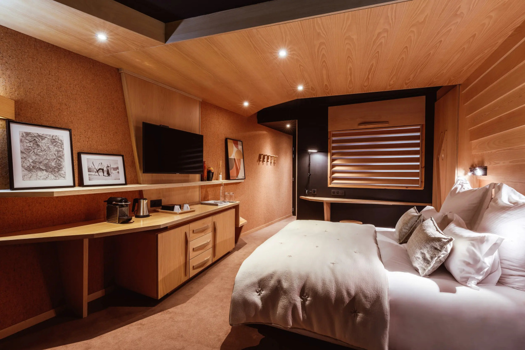 guest_rooms
