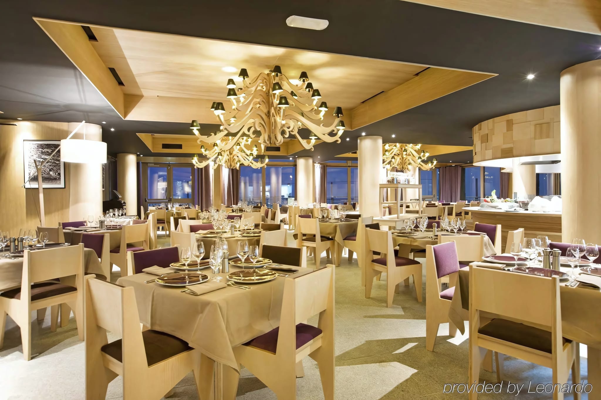Casa Alta, Chic Italian Dining