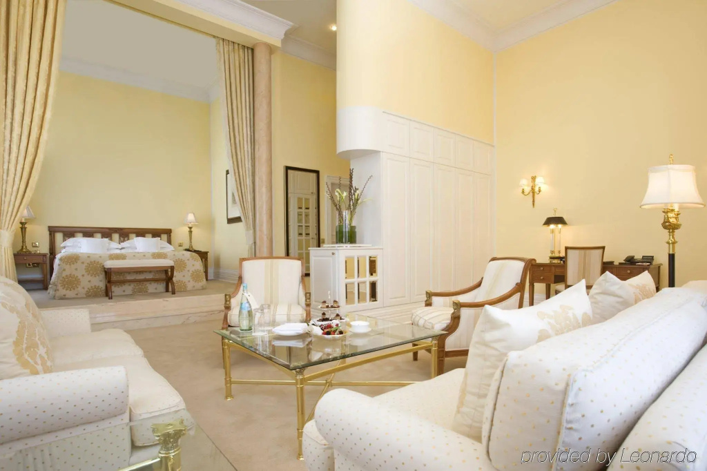 guest_rooms
