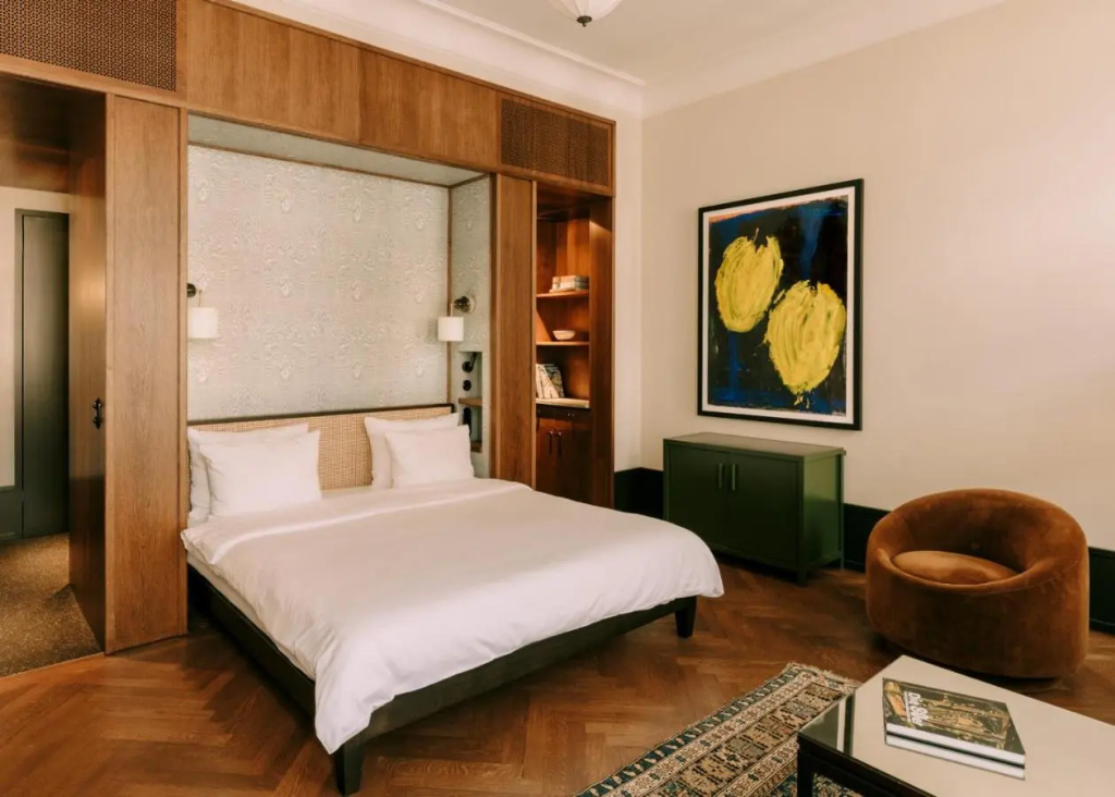guest_rooms