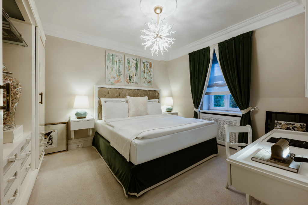 guest_rooms