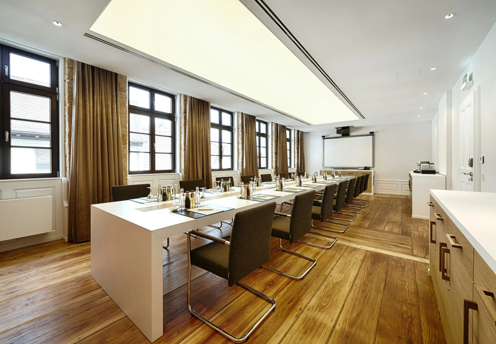 guest_rooms