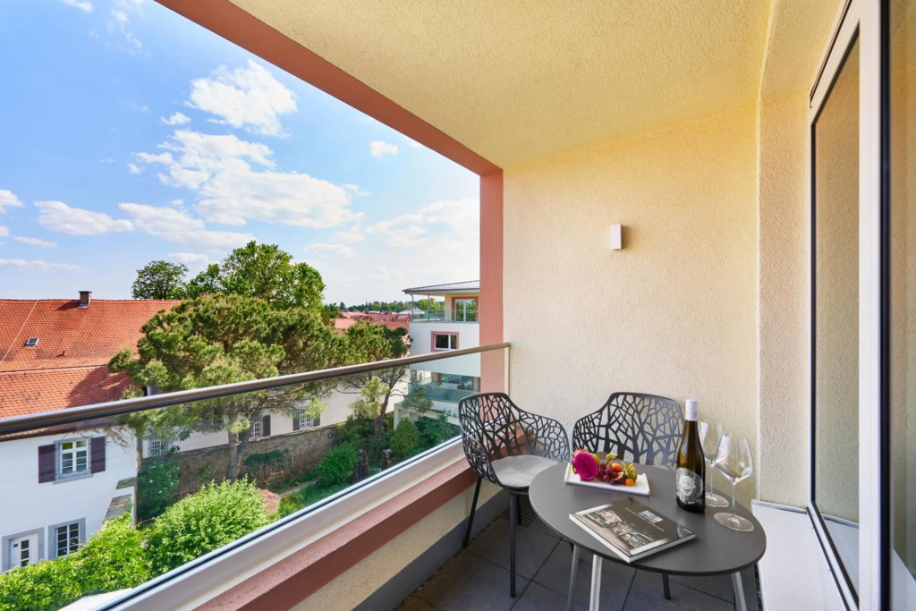balcony