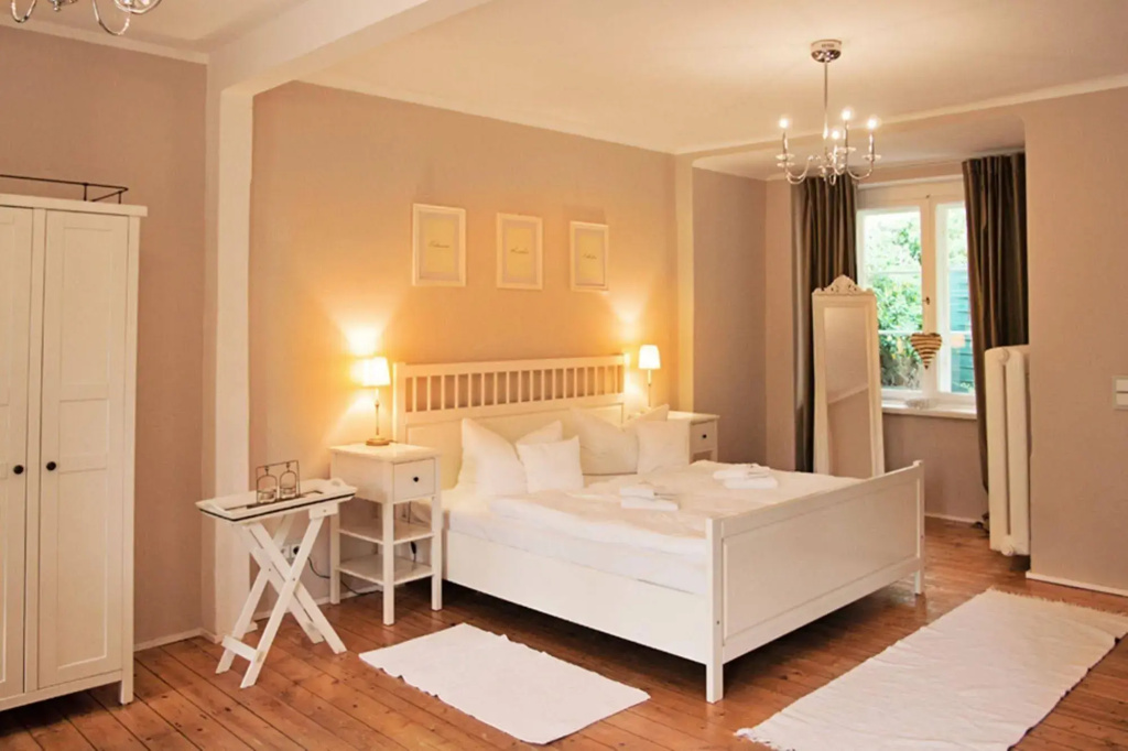 guest_rooms