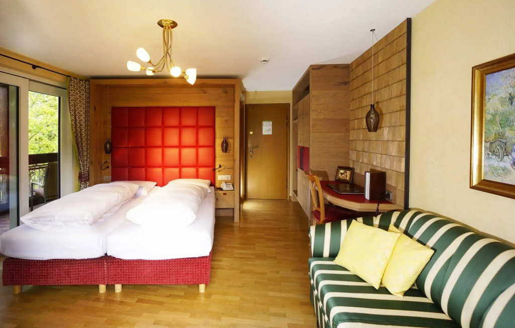 guest_rooms
