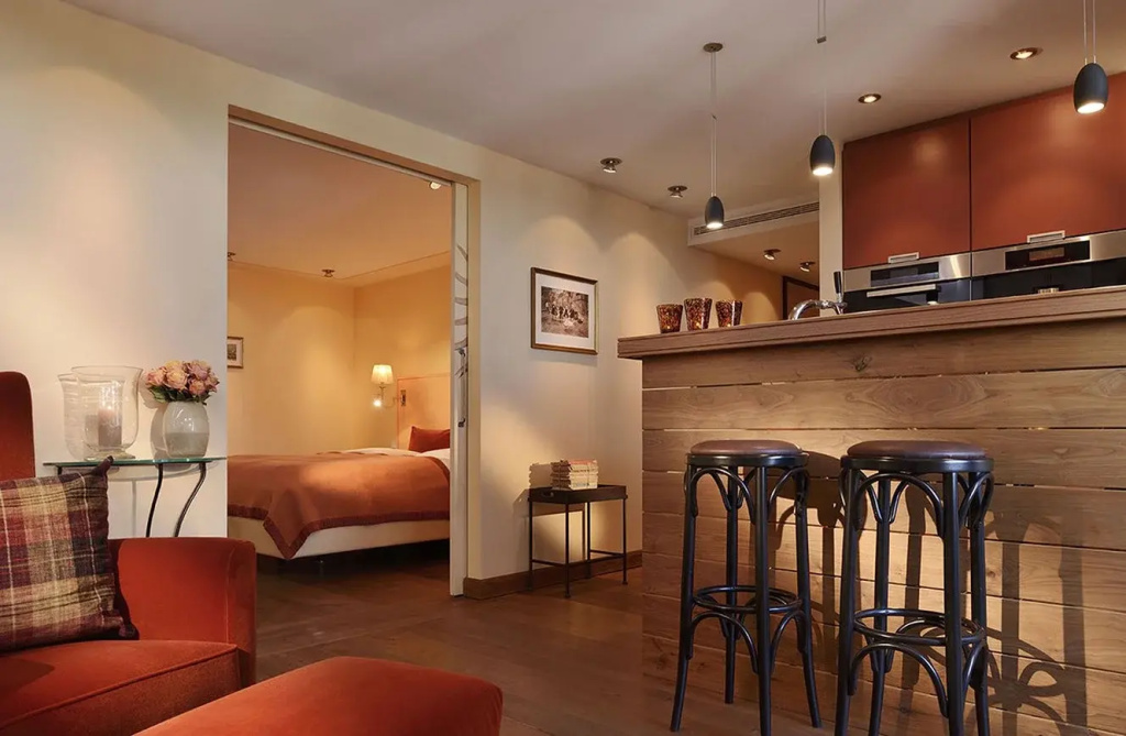 guest_rooms