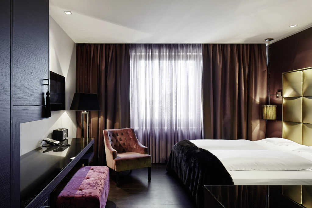 guest_rooms