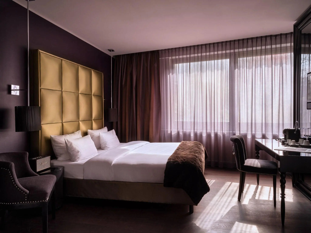 guest_rooms