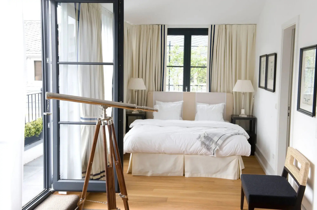 guest_rooms
