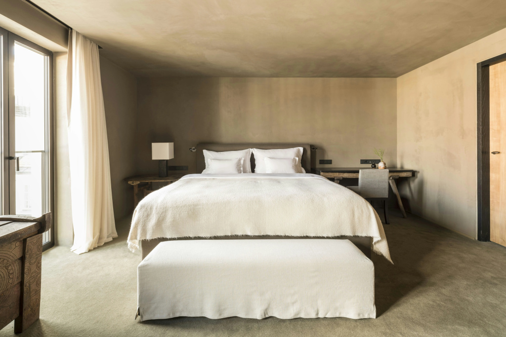 guest_rooms