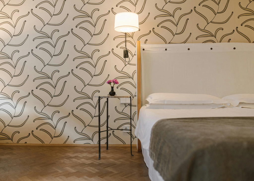 guest_rooms