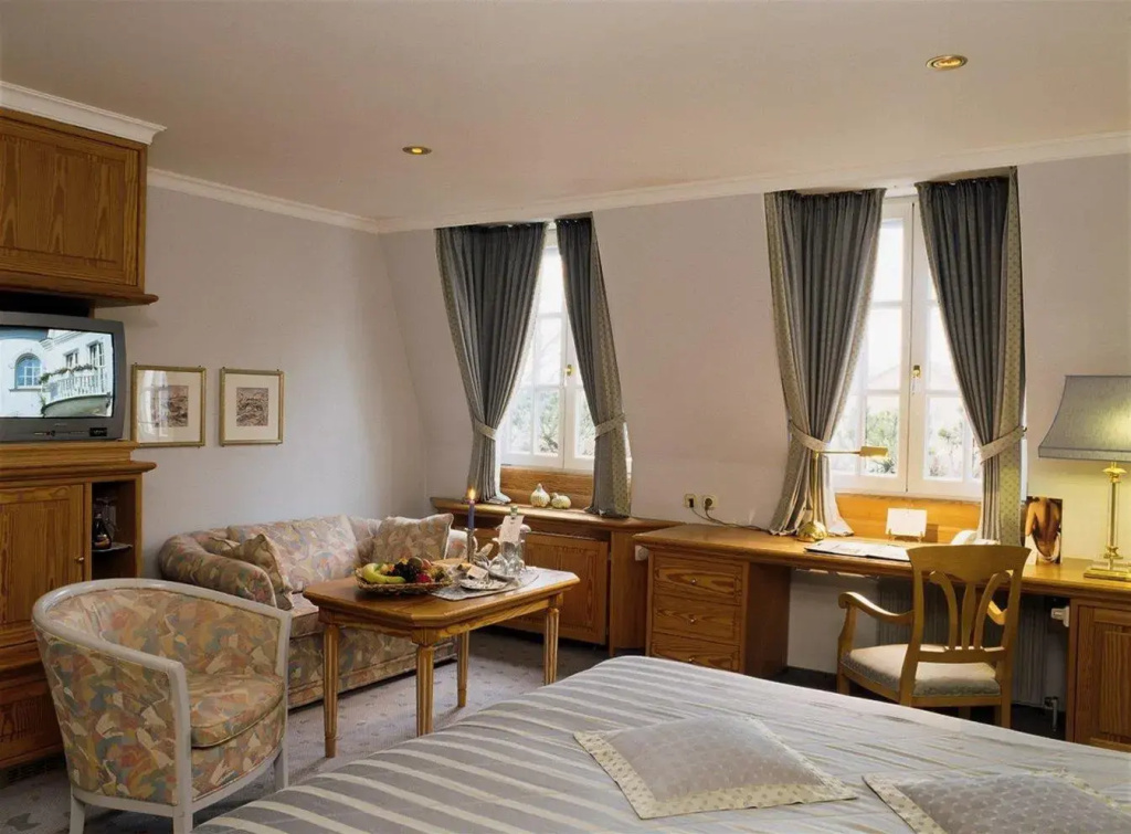guest_rooms