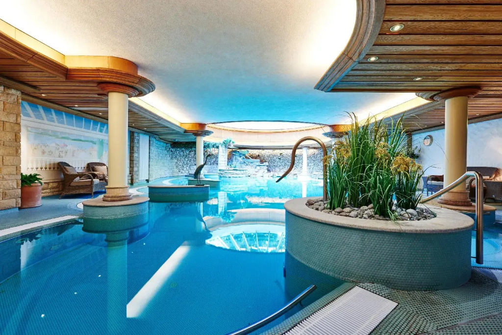pool
