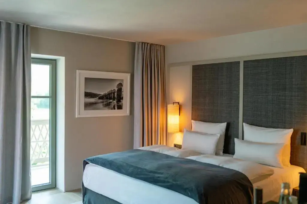 guest_rooms