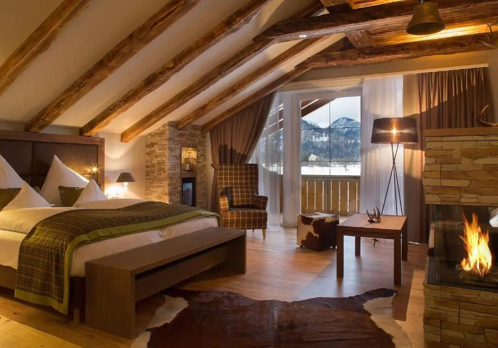 guest_rooms