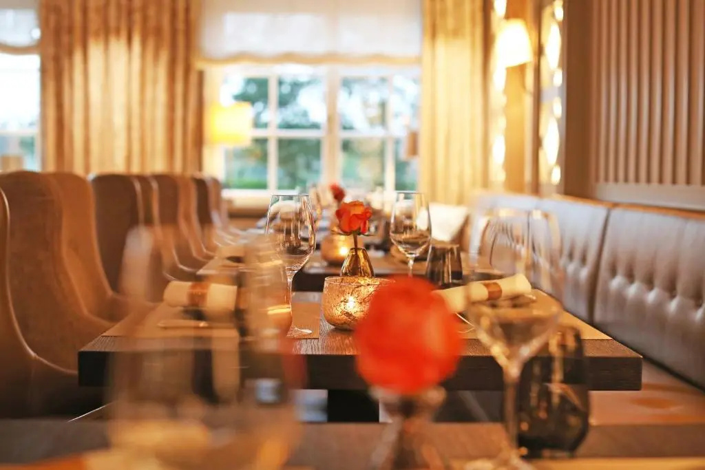 restaurant