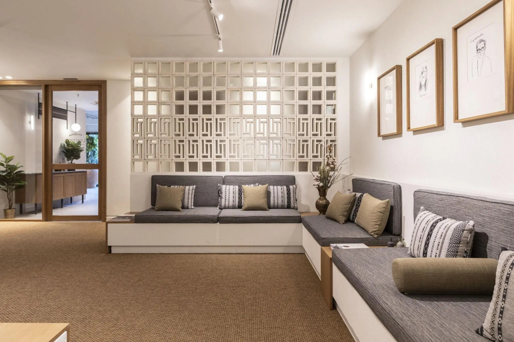 guest_rooms