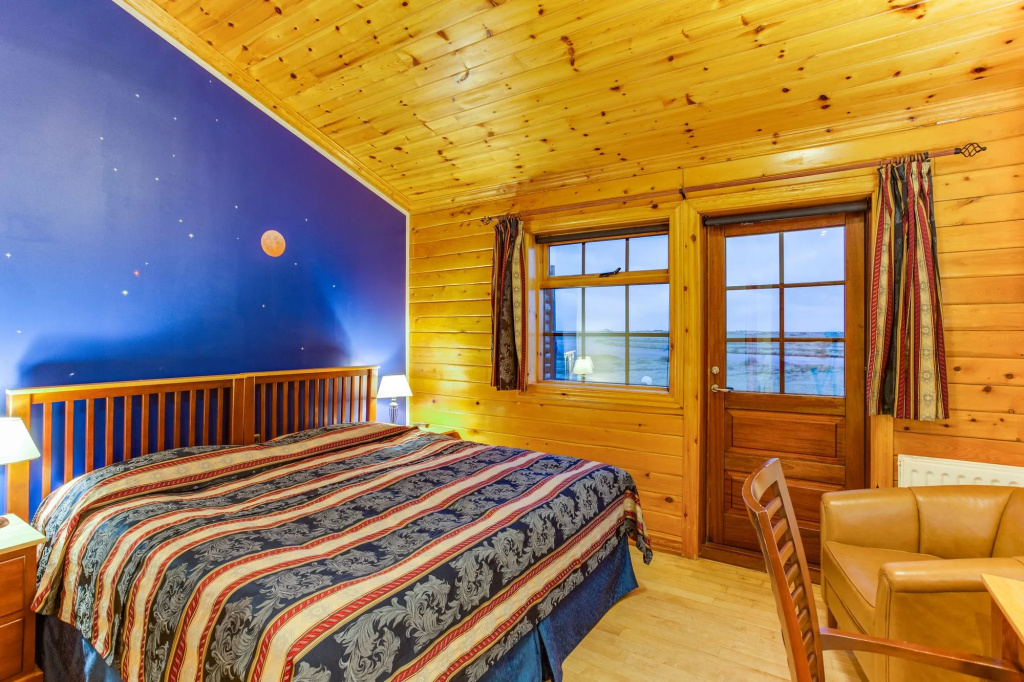 guest_rooms
