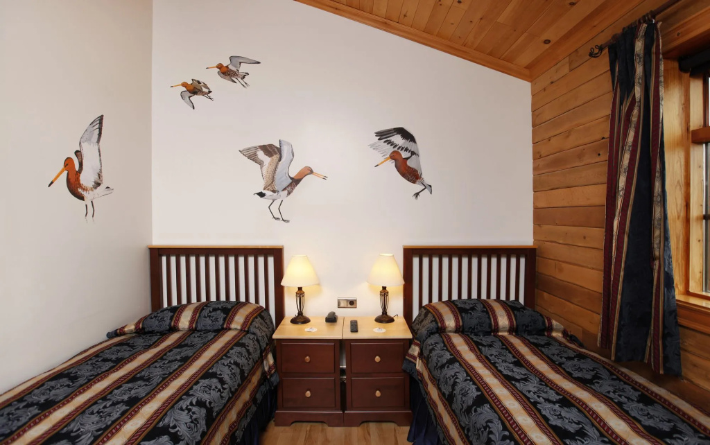 guest_rooms