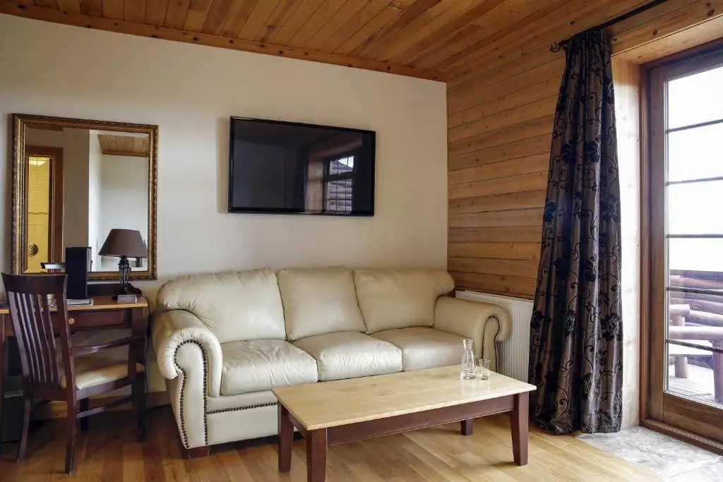 guest_rooms