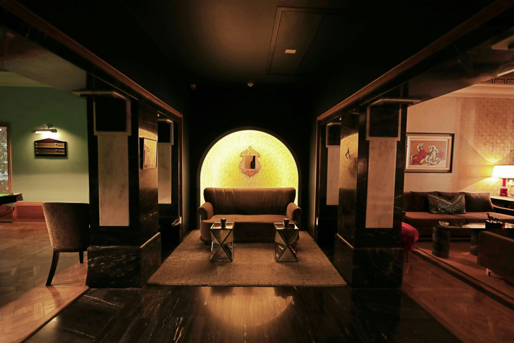 hotel_rooms