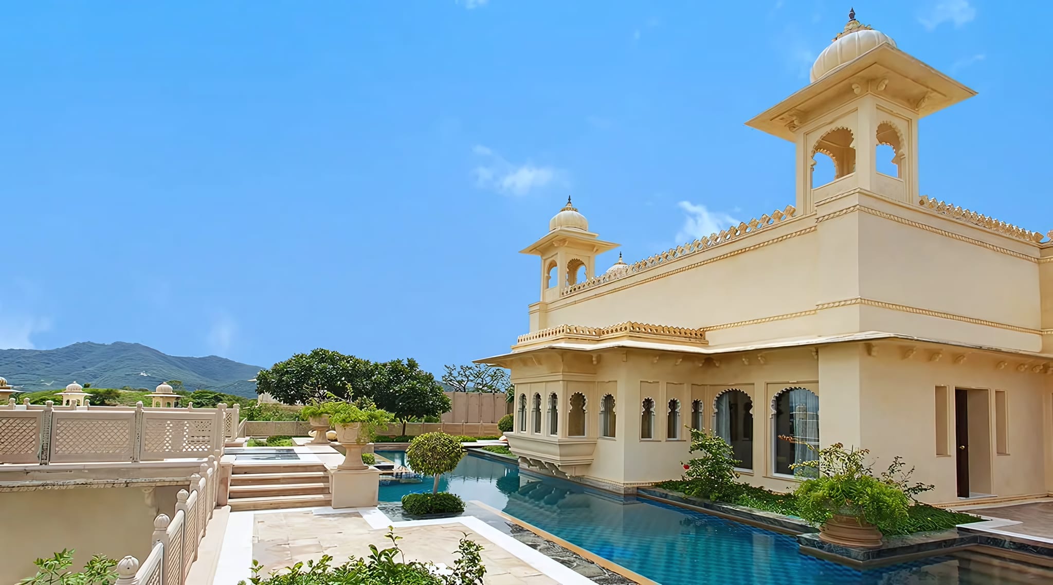 Gold-Domed Kohinoor Suite