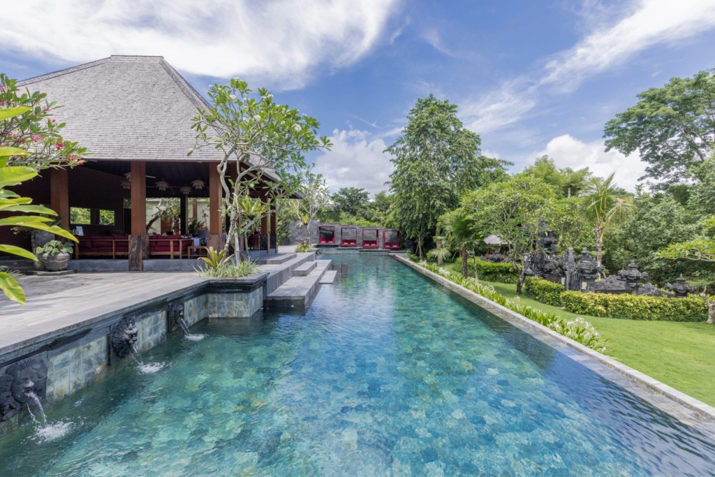 pool