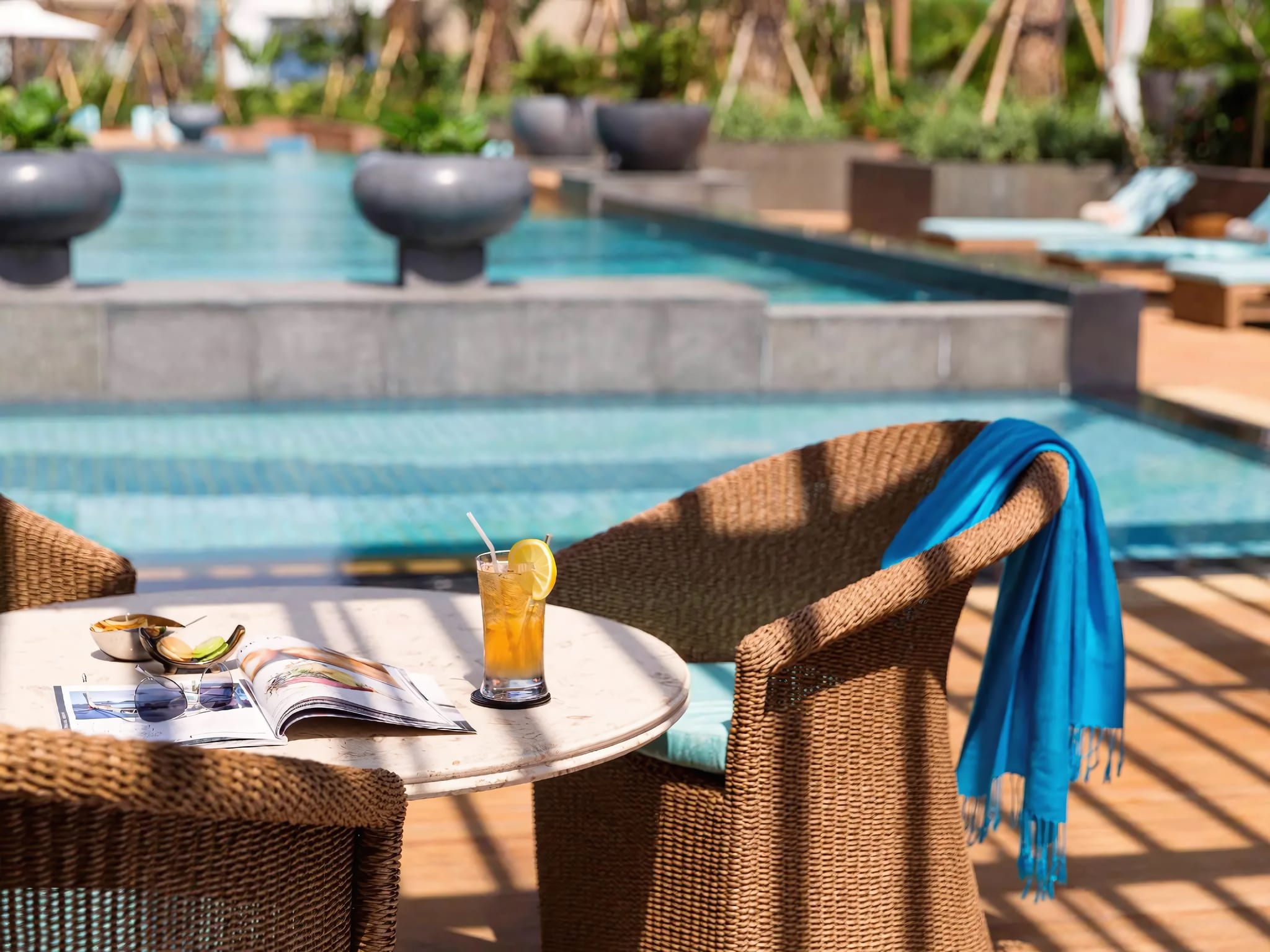 Navina Pool Bar